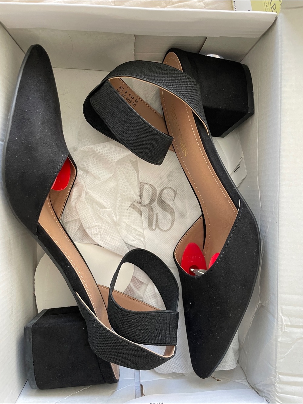 DreamPairs Nicholes Black Suede Low Block Heel Pumps